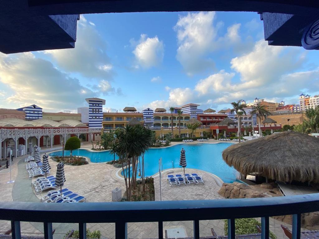 Porto Marina Resort Chalets Families Only El Alamein Exterior photo